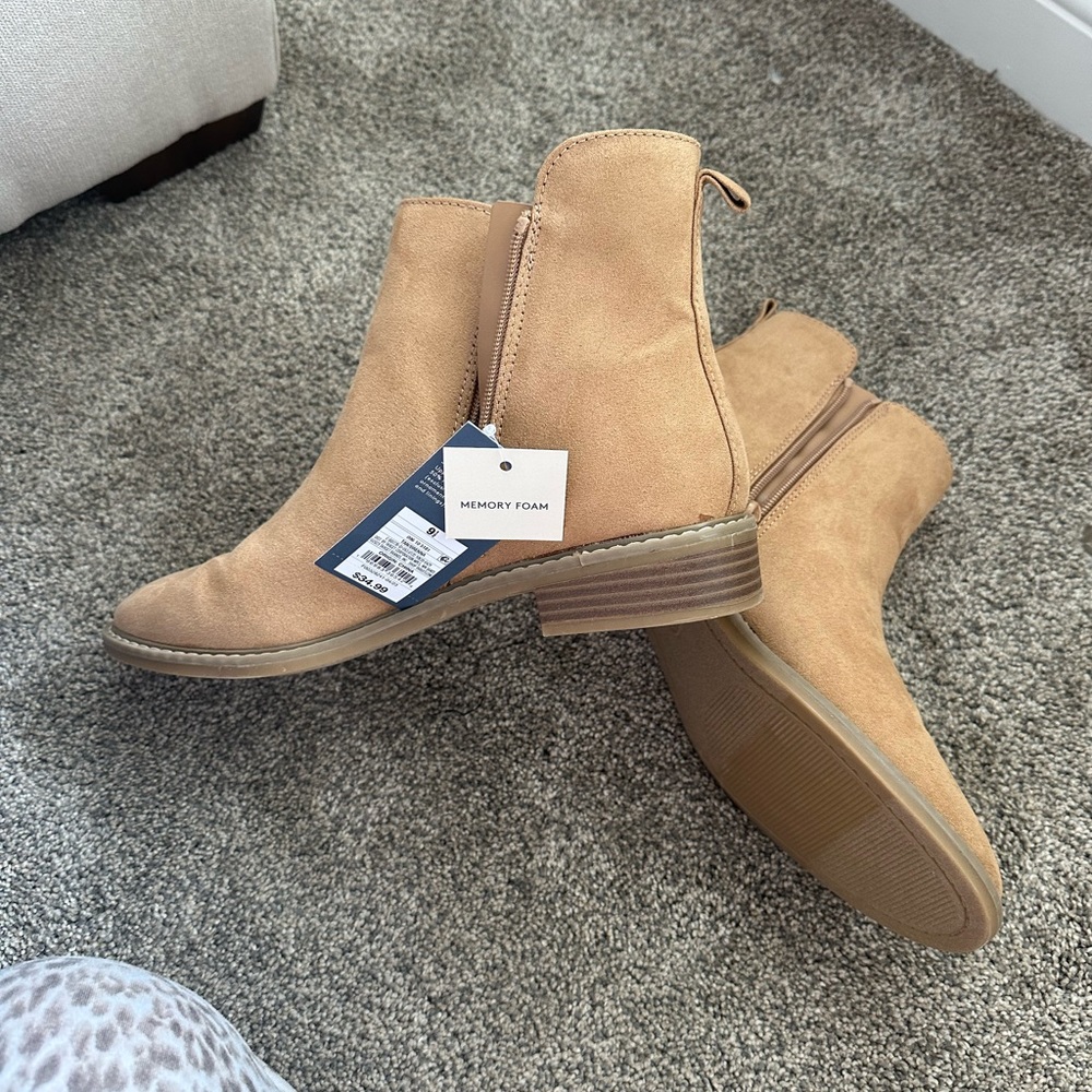 Universal Thread—Brenna Boots - Picture 4 of 5